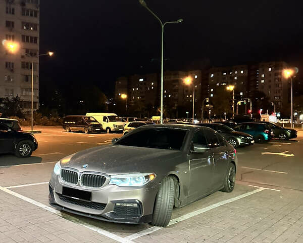 БМВ 5 Серия 2018 в Киеве на Automoto.ua Бежевый БМВ 5 Серия, объемом двигателя 2 л и пробегом 134 тыс. км за 35000 $, фото 42 на Automoto.ua