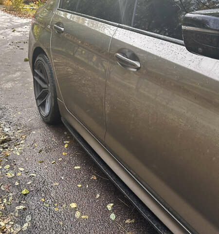 БМВ 5 Серия 2018 в Киеве на Automoto.ua Бежевый БМВ 5 Серия, объемом двигателя 2 л и пробегом 134 тыс. км за 35000 $, фото 17 на Automoto.ua