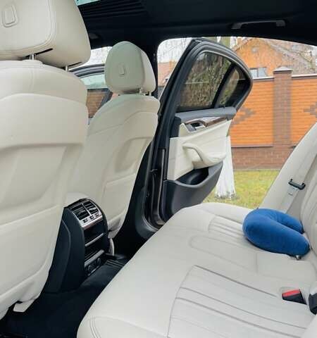 Бежевый БМВ 5 Серия, объемом двигателя 2 л и пробегом 137 тыс. км за 35777 $, фото 12 на Automoto.ua