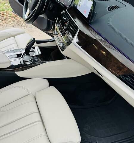 Бежевый БМВ 5 Серия, объемом двигателя 2 л и пробегом 137 тыс. км за 35777 $, фото 60 на Automoto.ua