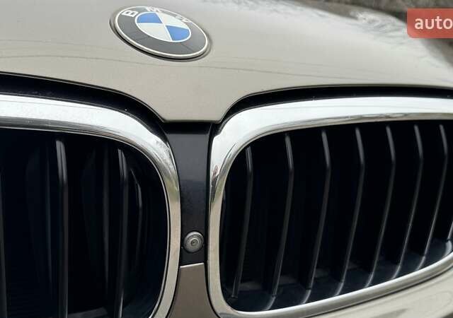 Бежевый БМВ 5 Серия, объемом двигателя 2 л и пробегом 137 тыс. км за 35777 $, фото 4 на Automoto.ua