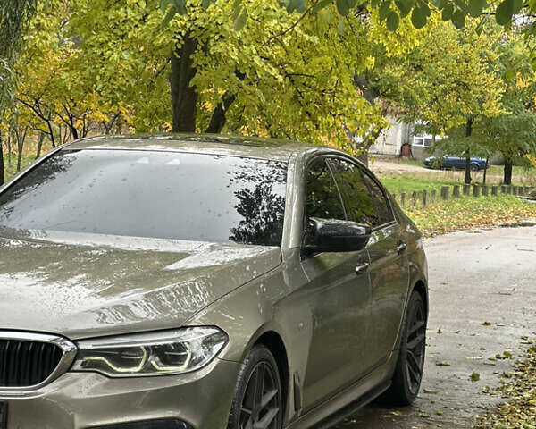 БМВ 5 Серия 2018 в Киеве на Automoto.ua Бежевый БМВ 5 Серия, объемом двигателя 2 л и пробегом 134 тыс. км за 35000 $, фото 11 на Automoto.ua