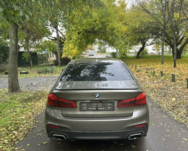 БМВ 5 Серия 2018 в Киеве на Automoto.ua Бежевый БМВ 5 Серия, объемом двигателя 2 л и пробегом 134 тыс. км за 35000 $, фото 7 на Automoto.ua