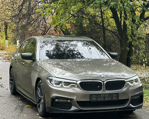 БМВ 5 Серия 2018 в Киеве на Automoto.ua Бежевый БМВ 5 Серия, объемом двигателя 2 л и пробегом 134 тыс. км за 35000 $, фото 12 на Automoto.ua