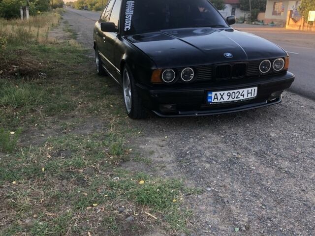 Чорний БМВ 5 Серія, об'ємом двигуна 3 л та пробігом 340 тис. км за 2100 $, фото 4 на Automoto.ua