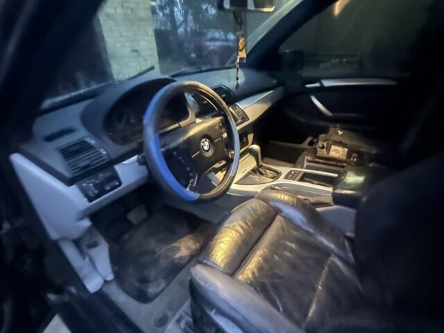 Черный БМВ 5 Серия, объемом двигателя 3 л и пробегом 250 тыс. км за 4000 $, фото 3 на Automoto.ua