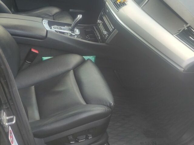 Чорний БМВ 5 Серія, об'ємом двигуна 3 л та пробігом 280 тис. км за 18700 $, фото 9 на Automoto.ua