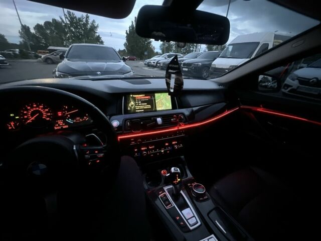Чорний БМВ 5 Серія, об'ємом двигуна 3 л та пробігом 240 тис. км за 16900 $, фото 9 на Automoto.ua