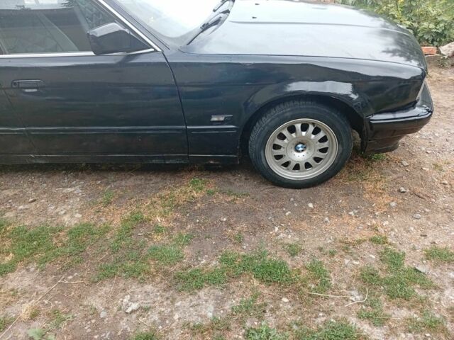 Чорний БМВ 5 Серія, об'ємом двигуна 2 л та пробігом 400 тис. км за 3000 $, фото 1 на Automoto.ua