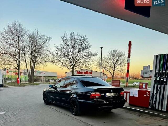 Черный БМВ 5 Серия, объемом двигателя 3 л и пробегом 268 тыс. км за 3100 $, фото 9 на Automoto.ua
