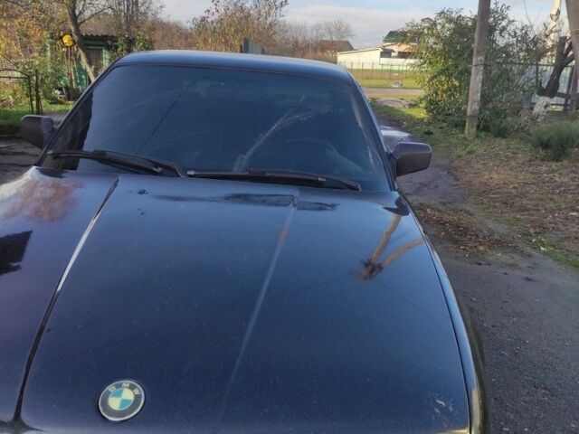 Черный БМВ 5 Серия, объемом двигателя 2.5 л и пробегом 430 тыс. км за 2800 $, фото 5 на Automoto.ua