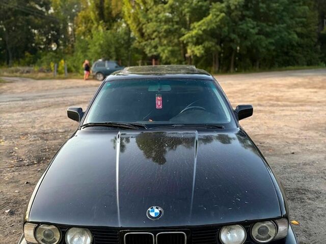 Черный БМВ 5 Серия, объемом двигателя 2 л и пробегом 0 тыс. км за 1500 $, фото 3 на Automoto.ua