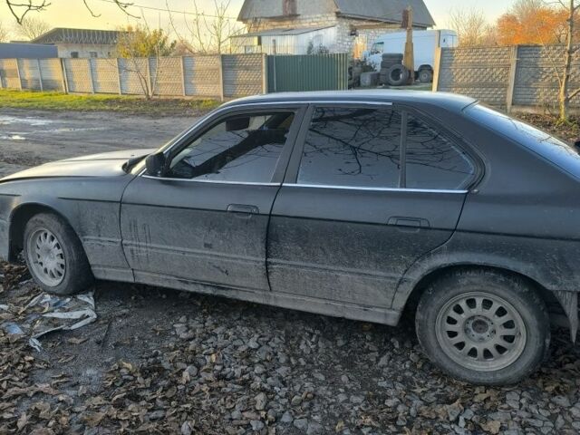 Черный БМВ 5 Серия, объемом двигателя 2.4 л и пробегом 334 тыс. км за 800 $, фото 7 на Automoto.ua