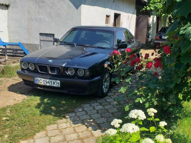 Черный БМВ 5 Серия, объемом двигателя 0 л и пробегом 3 тыс. км за 4000 $, фото 2 на Automoto.ua