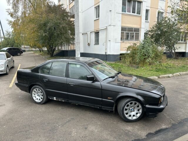 Черный БМВ 5 Серия, объемом двигателя 2 л и пробегом 400 тыс. км за 2000 $, фото 7 на Automoto.ua