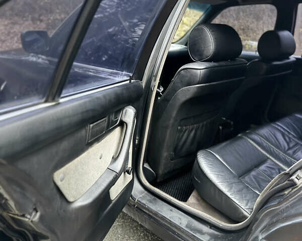 Черный БМВ 5 Серия, объемом двигателя 2 л и пробегом 335 тыс. км за 2499 $, фото 8 на Automoto.ua