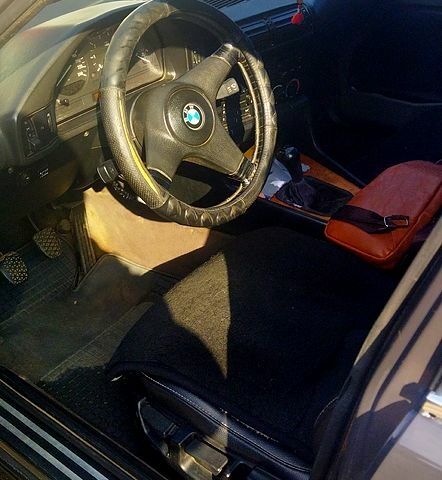 Черный БМВ 5 Серия, объемом двигателя 2 л и пробегом 0 тыс. км за 3500 $, фото 7 на Automoto.ua