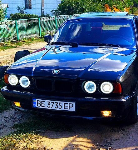 Черный БМВ 5 Серия, объемом двигателя 2 л и пробегом 0 тыс. км за 3500 $, фото 6 на Automoto.ua