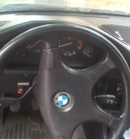 Черный БМВ 5 Серия, объемом двигателя 0 л и пробегом 355 тыс. км за 2100 $, фото 1 на Automoto.ua