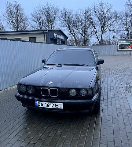 Черный БМВ 5 Серия, объемом двигателя 2.5 л и пробегом 270 тыс. км за 3200 $, фото 3 на Automoto.ua