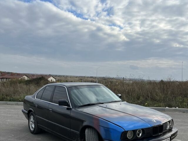 Черный БМВ 5 Серия, объемом двигателя 3 л и пробегом 350 тыс. км за 1849 $, фото 2 на Automoto.ua