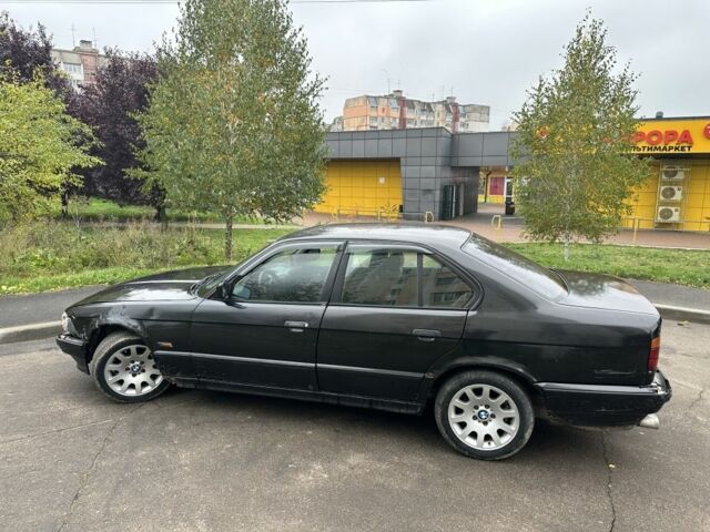 Черный БМВ 5 Серия, объемом двигателя 2 л и пробегом 400 тыс. км за 2000 $, фото 4 на Automoto.ua