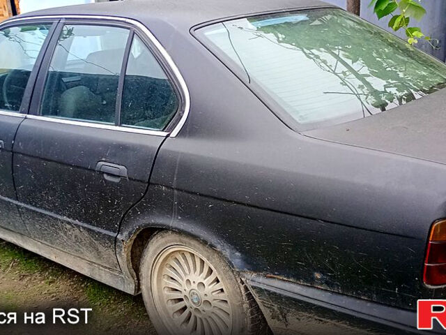 Чорний БМВ 5 Серія, об'ємом двигуна 2.4 л та пробігом 0 тис. км за 1600 $, фото 2 на Automoto.ua