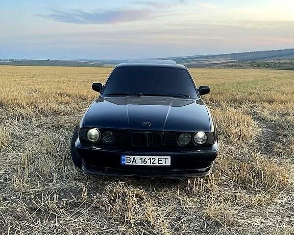 Черный БМВ 5 Серия, объемом двигателя 2.5 л и пробегом 300 тыс. км за 3200 $, фото 11 на Automoto.ua