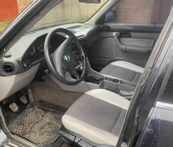 Черный БМВ 5 Серия, объемом двигателя 2.5 л и пробегом 400 тыс. км за 1900 $, фото 9 на Automoto.ua