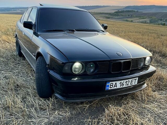 Черный БМВ 5 Серия, объемом двигателя 2.5 л и пробегом 300 тыс. км за 3200 $, фото 7 на Automoto.ua