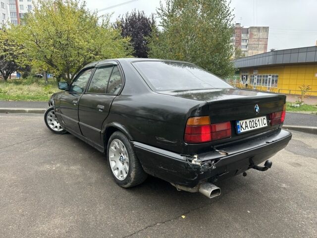 Черный БМВ 5 Серия, объемом двигателя 2 л и пробегом 400 тыс. км за 2000 $, фото 3 на Automoto.ua