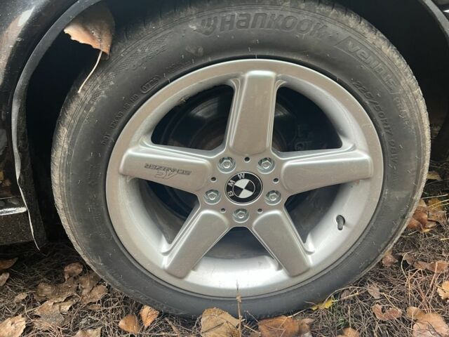 Черный БМВ 5 Серия, объемом двигателя 2.5 л и пробегом 460 тыс. км за 2360 $, фото 3 на Automoto.ua