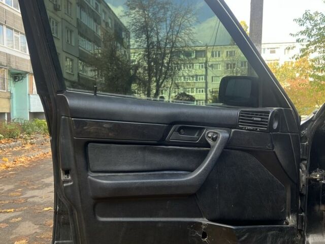 Черный БМВ 5 Серия, объемом двигателя 2 л и пробегом 250 тыс. км за 2700 $, фото 12 на Automoto.ua