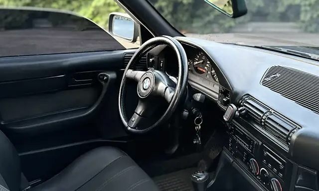 Черный БМВ 5 Серия, объемом двигателя 2.4 л и пробегом 215 тыс. км за 2000 $, фото 6 на Automoto.ua