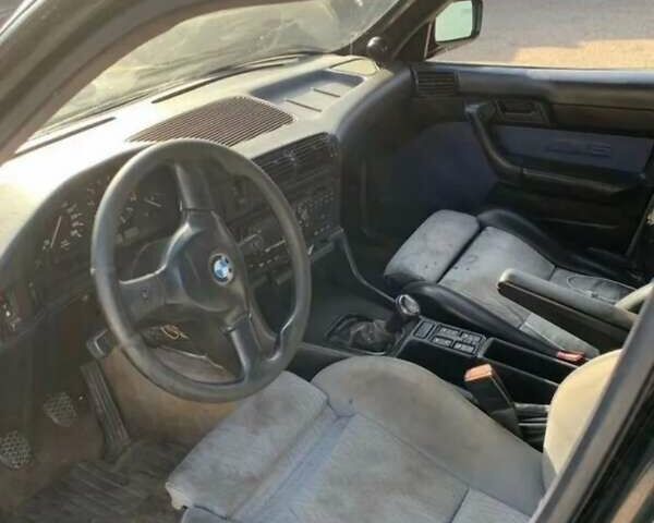 Черный БМВ 5 Серия, объемом двигателя 1.99 л и пробегом 385 тыс. км за 1900 $, фото 6 на Automoto.ua