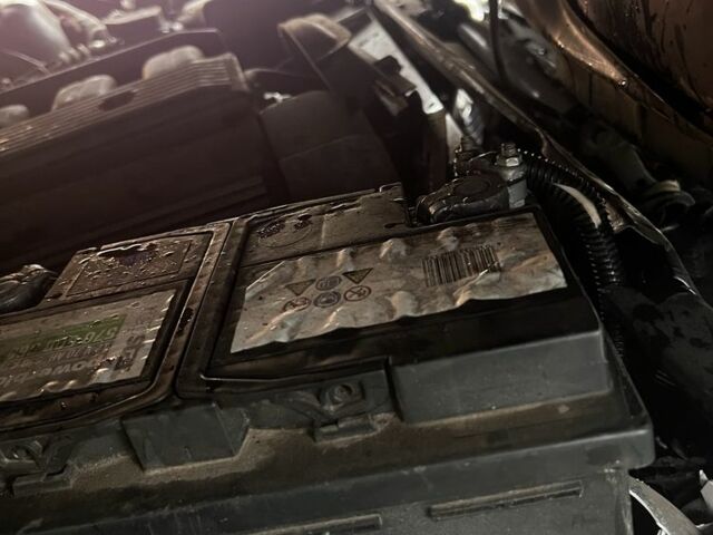 Черный БМВ 5 Серия, объемом двигателя 2.5 л и пробегом 460 тыс. км за 2360 $, фото 7 на Automoto.ua