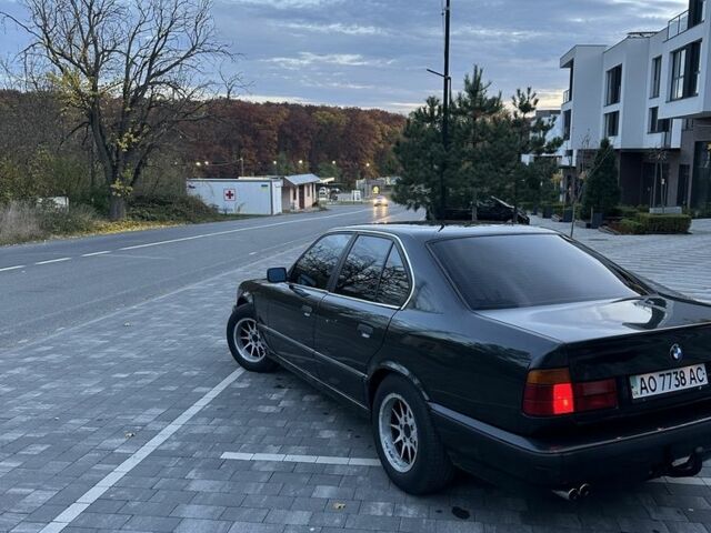 Черный БМВ 5 Серия, объемом двигателя 0 л и пробегом 300 тыс. км за 3600 $, фото 2 на Automoto.ua