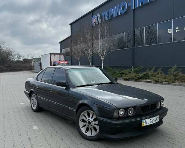 Чорний БМВ 5 Серія, об'ємом двигуна 1.99 л та пробігом 350 тис. км за 3500 $, фото 11 на Automoto.ua