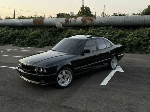 Черный БМВ 5 Серия, объемом двигателя 2.4 л и пробегом 215 тыс. км за 2000 $, фото 4 на Automoto.ua