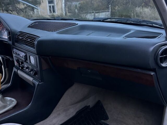 Черный БМВ 5 Серия, объемом двигателя 0 л и пробегом 300 тыс. км за 3600 $, фото 10 на Automoto.ua