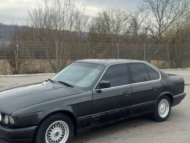 Черный БМВ 5 Серия, объемом двигателя 2.5 л и пробегом 400 тыс. км за 2200 $, фото 8 на Automoto.ua