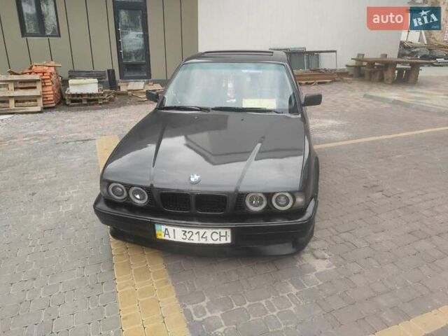 Чорний БМВ 5 Серія, об'ємом двигуна 1.99 л та пробігом 350 тис. км за 3500 $, фото 8 на Automoto.ua