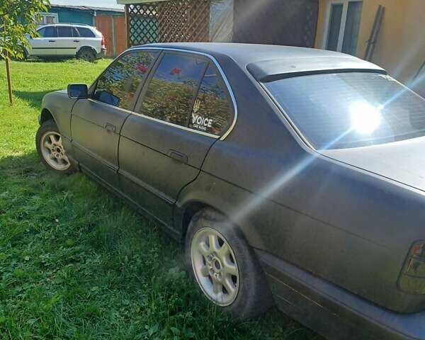 Черный БМВ 5 Серия, объемом двигателя 1.99 л и пробегом 430 тыс. км за 2750 $, фото 5 на Automoto.ua