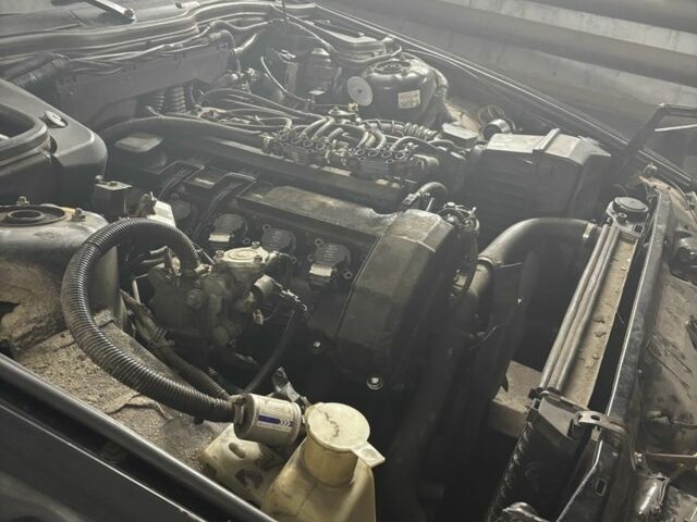 Чорний БМВ 5 Серія, об'ємом двигуна 2 л та пробігом 3 тис. км за 1350 $, фото 5 на Automoto.ua