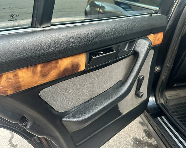 Черный БМВ 5 Серия, объемом двигателя 2.5 л и пробегом 400 тыс. км за 2900 $, фото 15 на Automoto.ua