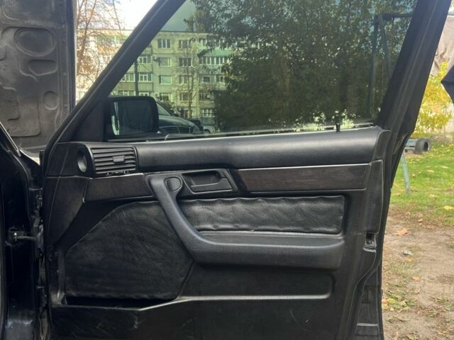 Черный БМВ 5 Серия, объемом двигателя 2 л и пробегом 250 тыс. км за 2700 $, фото 14 на Automoto.ua