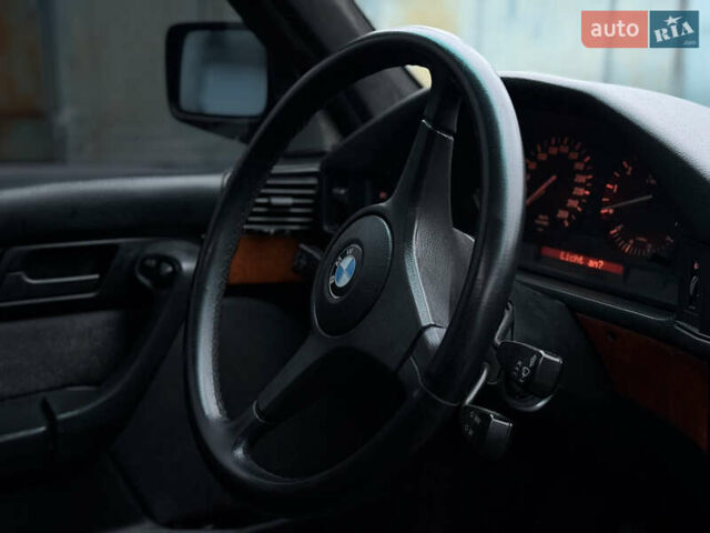 Черный БМВ 5 Серия, объемом двигателя 3.43 л и пробегом 404 тыс. км за 5500 $, фото 24 на Automoto.ua