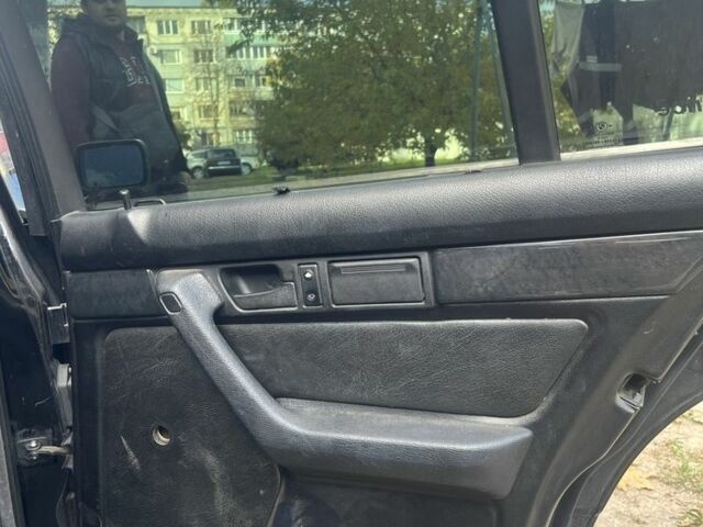 Черный БМВ 5 Серия, объемом двигателя 2 л и пробегом 250 тыс. км за 2700 $, фото 13 на Automoto.ua