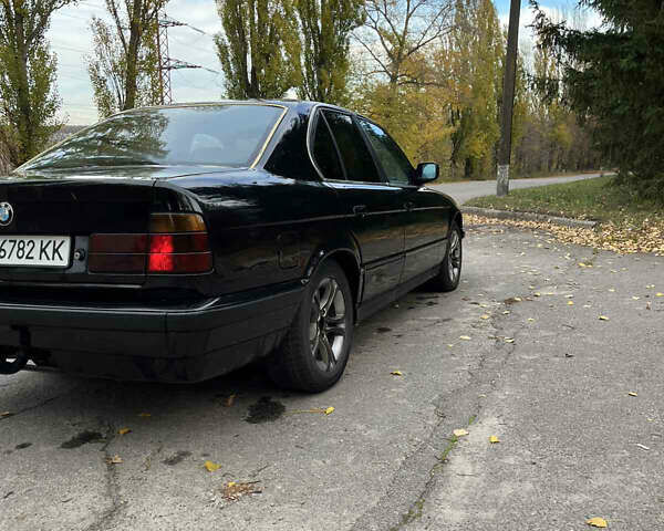 Черный БМВ 5 Серия, объемом двигателя 2.49 л и пробегом 333 тыс. км за 2700 $, фото 5 на Automoto.ua
