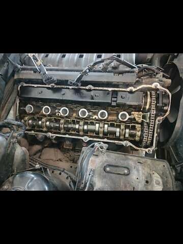 Черный БМВ 5 Серия, объемом двигателя 2.5 л и пробегом 290 тыс. км за 3200 $, фото 3 на Automoto.ua